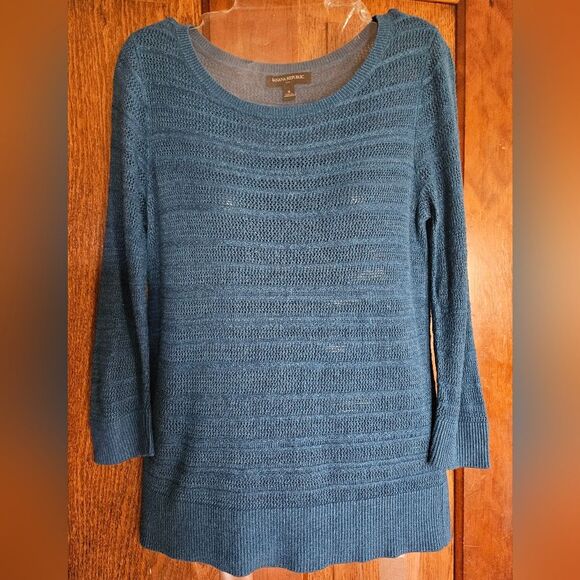 Banana Republic Blue Lightweight Summer Women's Sweater Sz Small 3/4 Sleeve - Picture 1 of 6